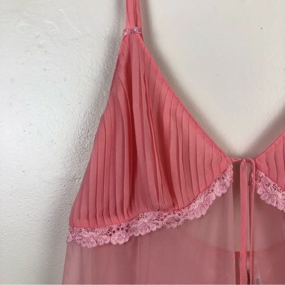 Cabernet Adorable Pink Lingerie Top - Picture 2 of 6